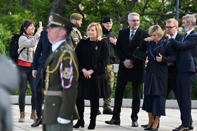 Alena Schillerová také nechyběla.