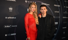 Petr Lexa vyvedl svou krásnou Survivorku Natáli Kotkovou.