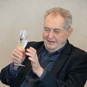 Miloš Zeman promluvil o Krampolovi jako o veselém člověku, který rozdával radost.