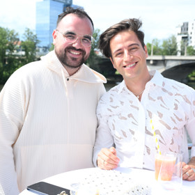 Milan Peroutka se svým partnerem Dominikem.