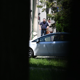 Felix Slováček se synem jeli do Bohnic, kde je Dáda Patrasová.