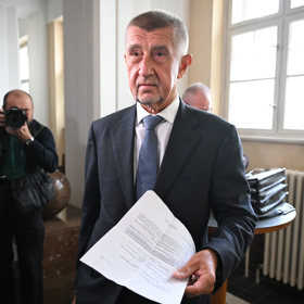 Andrej Babiš před časem u soudu.