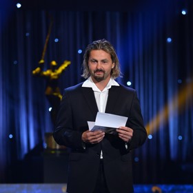 Jeden z nejslavnějších hokejistů, který kdy oblékl dres extraligových Vítkovic, se postaral nejen o rozhodující gól finálového utkání MS v Německu, ale v sezoně 1997/98 se stal také nejproduktivnějším hráčem české nejvyšší soutěže.