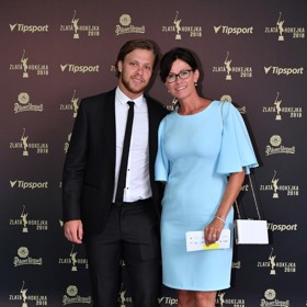 Maminka Marcela svého syna podporovala od tří let, kdy se poprvé postavil na brusle, a to přesto, že měli jen omezené finanční možnosti. 