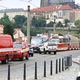 Před Rudolfinem došlo k úniku plynu.