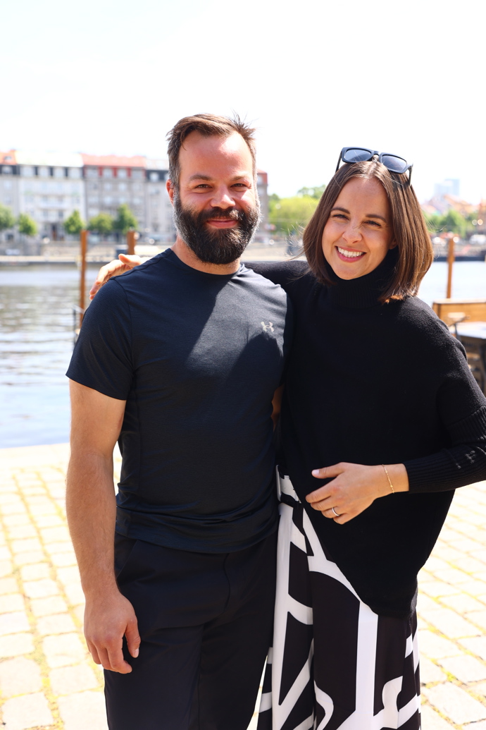 Radko Gudas a Barbora Chrenková jsou šťastný pár.