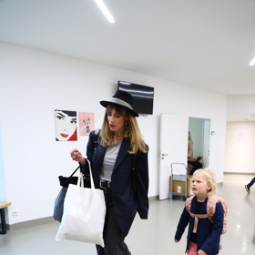 Aneta Krejčíková vzala s sebou dceru.