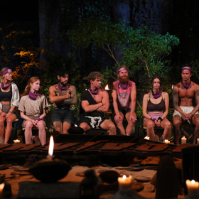 Kmenová rada byla plná napětí. 