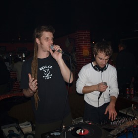 Dr. Kary je jeden z nejrespektovanějších MC reggae scény.