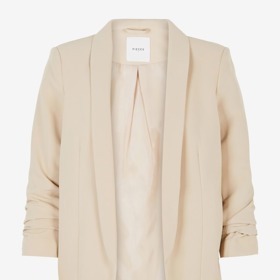 Blejzr, Pieces, 1079 Kč