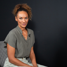 V talkshow LifeeTalk promluvila Lejla Abbasová o svých charitativních projektech a také o vztazích v rodině. 