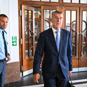 Andrej Babiš u soudu ohledně Čapího hnízda.