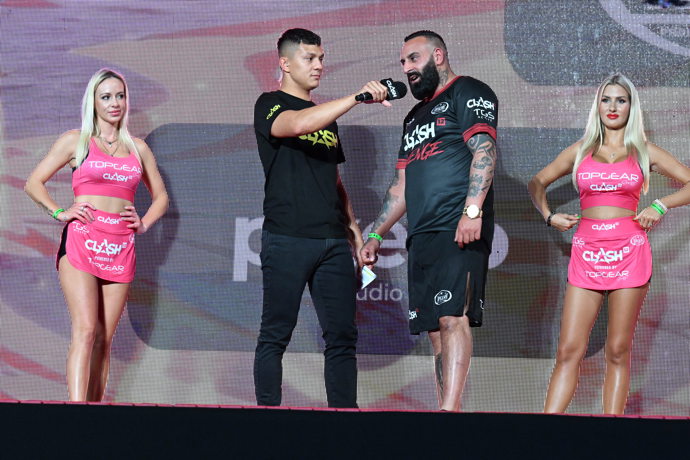 Lukáš Bartoš alias Král Pablo při rozhovoru.
