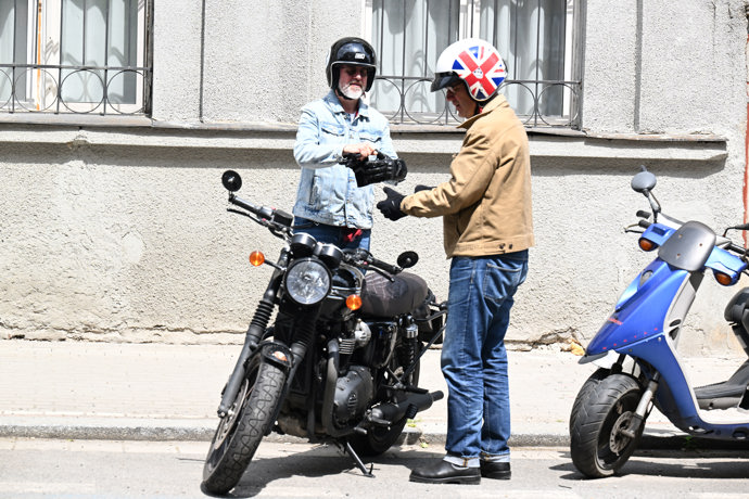 David Matásek s Janem u svých motorek.