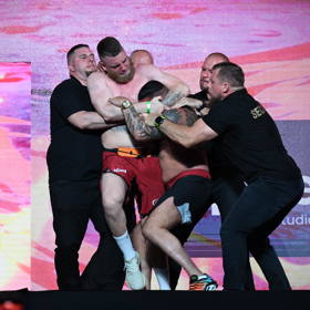 Jan Rybka a Lukáš Bartoš neudrželi emoce.