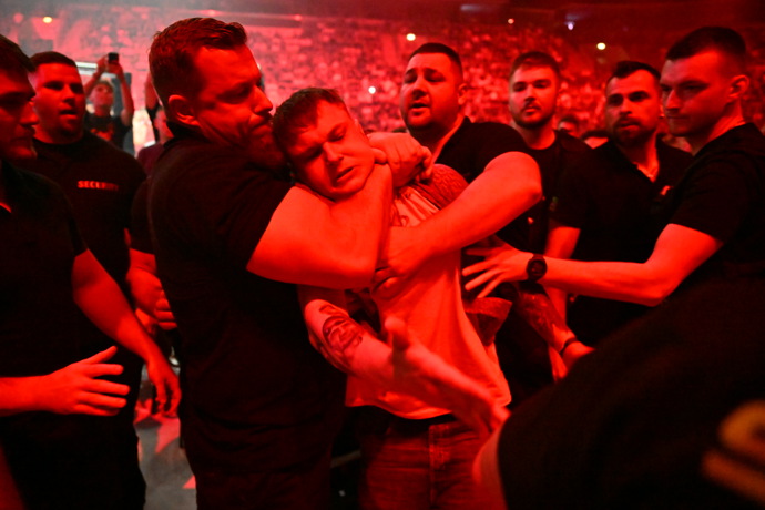 Tadeáš Veselý byl vyveden ochrankou z galavečera Clash 12.