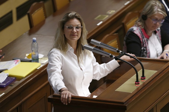 Zastupitelka Prahy Barbora Rázga, dříve Kořanová, míří do Sněmovny. 