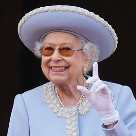 Královna Alžběta II. vždy dbala na dokonalou čistotu královských prostor.