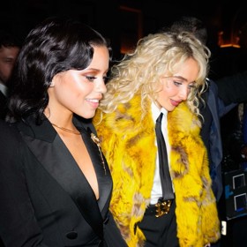 Sabrina Carpenter a Jenna Ortega.