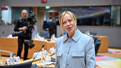 FOTO: Giorgia Meloni vysmátá od ucha k uchu.
