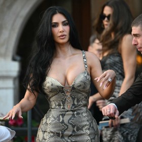 Kim Kardashian jako vždy diva.