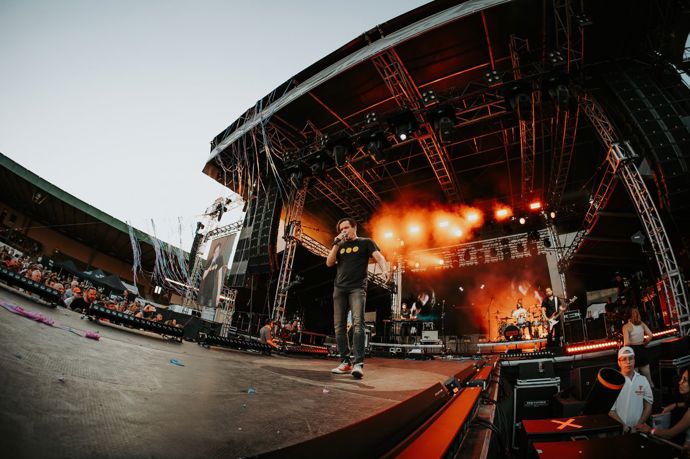 Frontman kapely Chinaski Michal Malátný.
