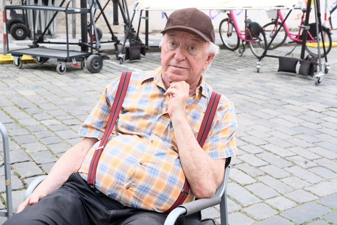 Jiří Lábus je dodnes aktivní ve své profesi. Aktuálně hraje ve čtyřech divadlech. 