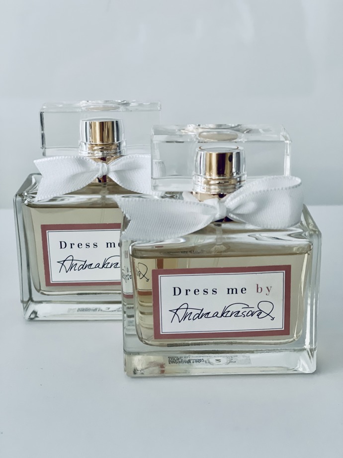Andrea Verešová voní parfémem, který sama prodává: Dress me by Aver, AVER Fashion,  1 190 Kč za 100 ml