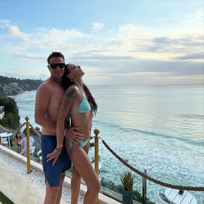Na Bali vyrazila Agáta jen v doprovodu svého manžela Míry, děti zůstaly doma. 