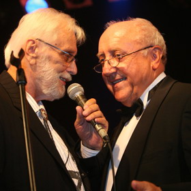 Na pódiu se Karel Černoch často potkával s Felixem Slováčkem.