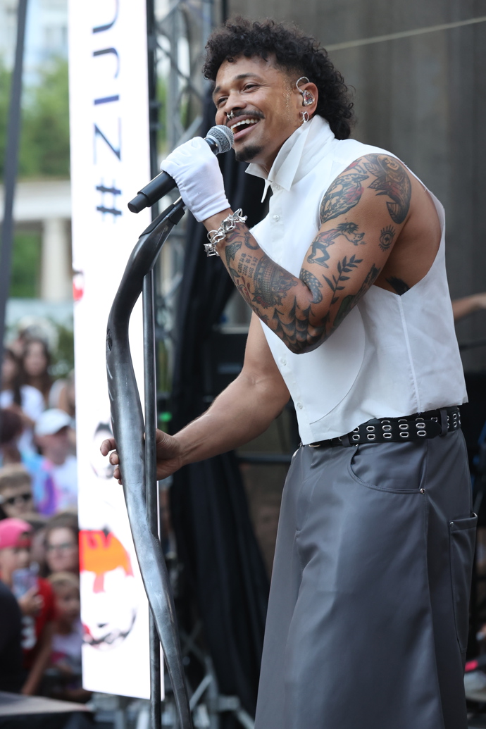 Ben Cristovao vytvořil píseň pro ZOH.