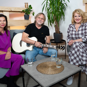 Dalibor Janda s manželkou Jiřinou navštívili talk show Na kafeečko. 