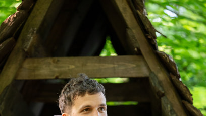 FOTO: Vojta je v každém záběru fešák.