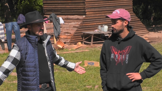 Na Farmě se musí pracovat.