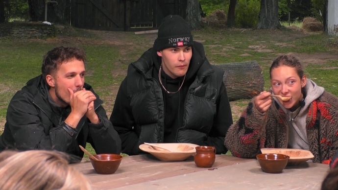 Mezi soutěžícími narůstá nedůvěra.