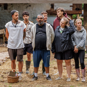 Farmáři byli z rozhodnutí Mary vyjevení.
