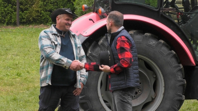 Na Farmě se stále pracuje.