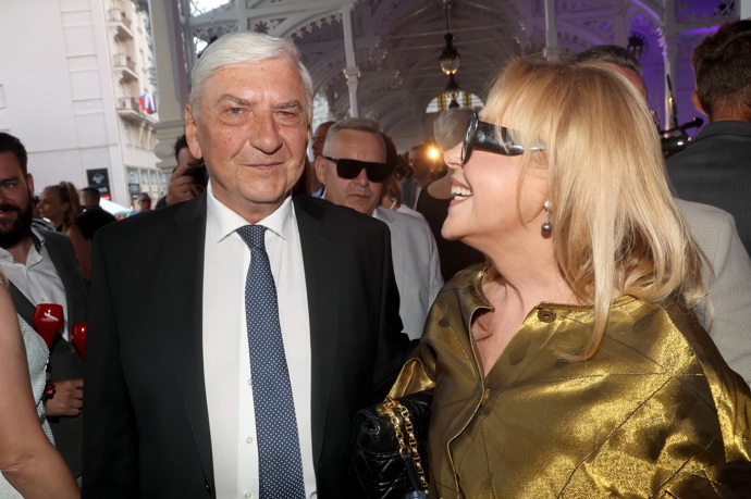 Dagmar Havlová s Miroslavem Donutilem.