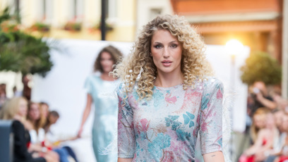 FOTO: Karolína Mališová na přehlídce Beaty Rajské.