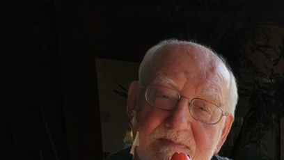 FOTO: Honza Nedvěd se sem tam ozývá fanouškům na Facebooku.