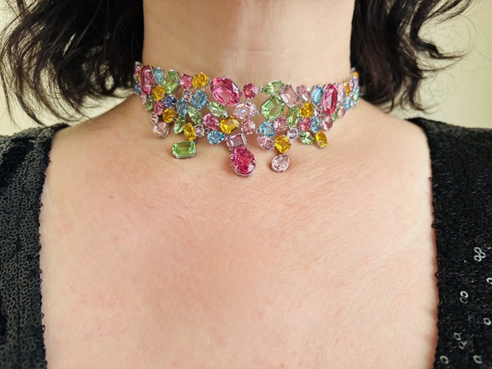 Šéfredaktorka Markéta zvolila do Puppu Gema Choker Swarovski v hodnotě 19 000 Kč.