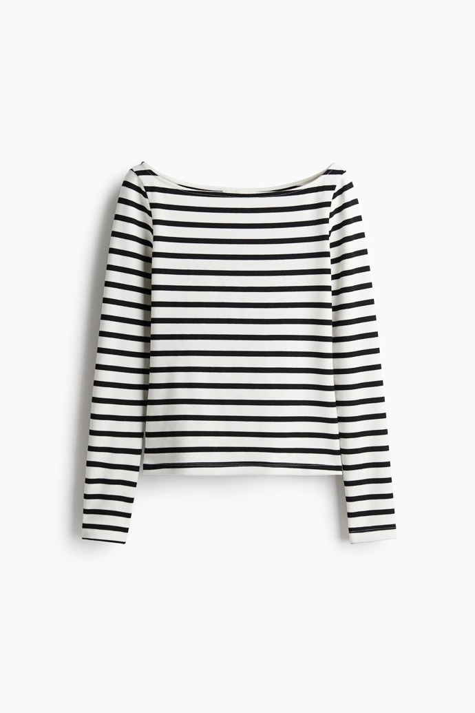 Top s lodičkovým výstřihem, H&M, 359 Kč
