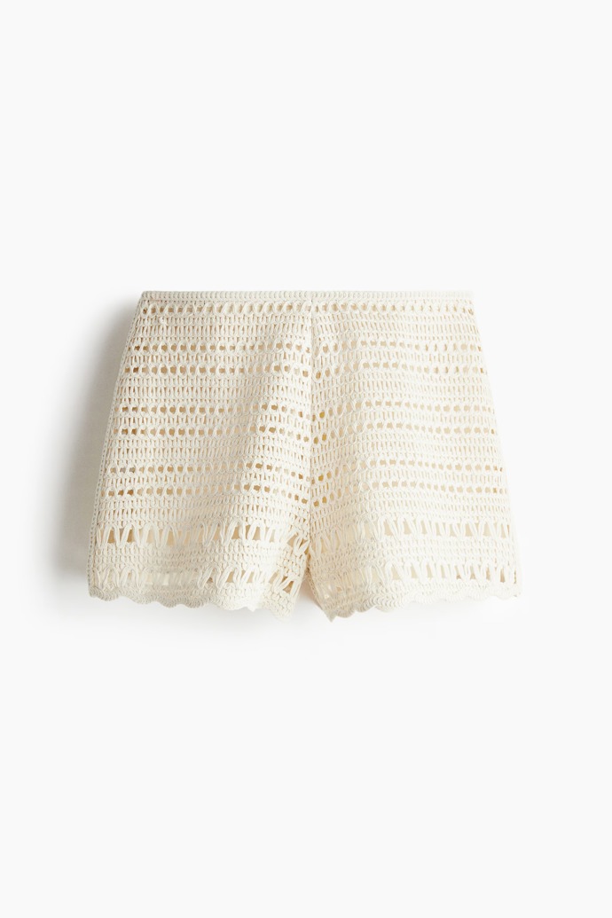 Mini šortky s efektem háčkování, H&M, 719 Kč