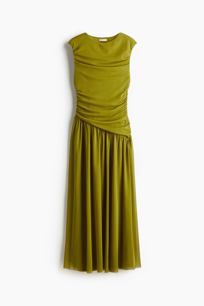 Řasené šaty, H&M, 979 Kč 