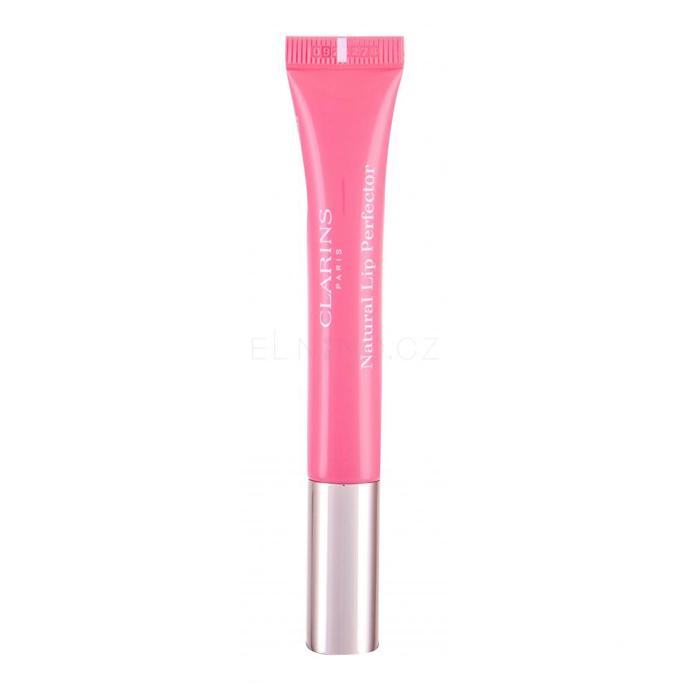 Jejím oblíbeným produktem je například lesk na rty Natural Lip Perfector v odstínu Rose Shimmer. Clarins, 396 Kč