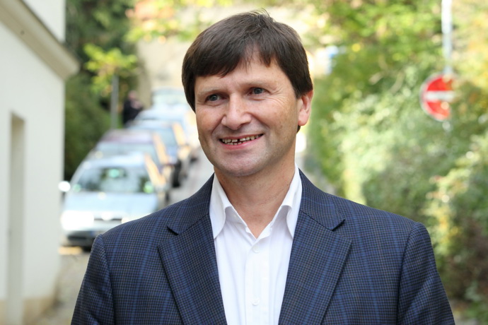Stát ve vedení divadla je pochopitelně velmi vyčerpávající.