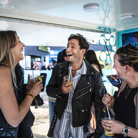 Zea, fotograf Třeštík a další připravili lidem na Colours zážitky, na které se nezapomíná