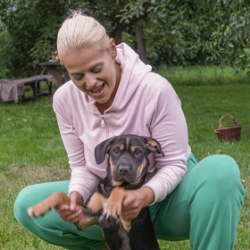 Charlotte Štiková s manželem se dostali do maléru.
