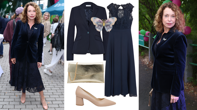 Noblesní outfit Petry Buzkové jako inspirace pro ženy 55+: Luxusní kombinaci sametu a krajky doladila motýlí broží