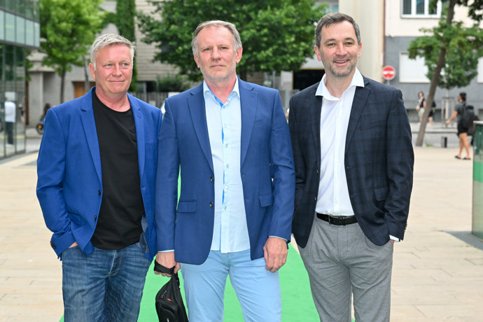 Premiéra filmu Kouzlo derby. Michal Dlouhý, Martin Finger a Ondřej Sokol.